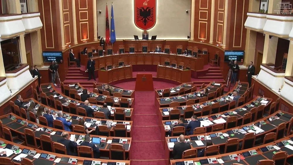 Kuvendi/ PD k&euml;rkon dhe kryeministrin Rama, debat p&euml;r raportin e DASH