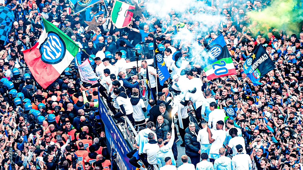Inter, festa e "v&euml;rtet&euml;" do t&euml; jet&euml; m&euml; 17