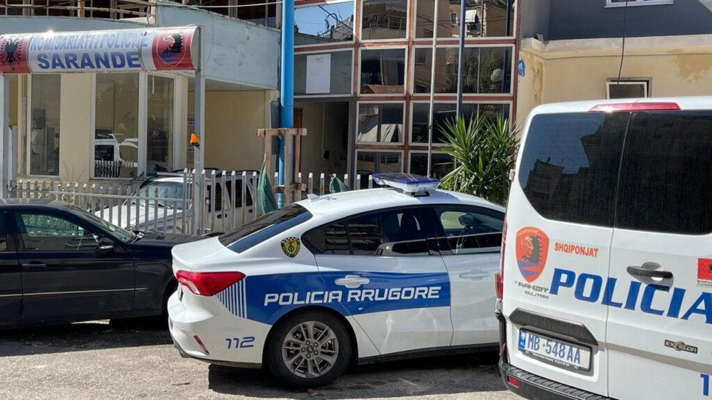 Arrestimet n&euml; Sarand&euml;/ Dyshohet se kupola e policis&euml; u korruptua