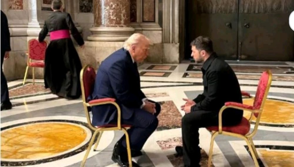 FOTO E DITËS: Donald Trump dhe Zelensky ballë për ballë