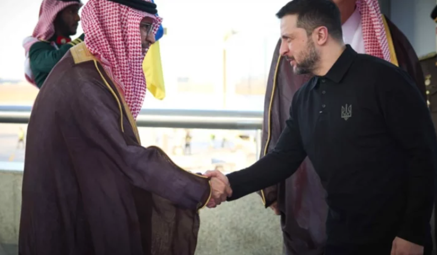 Bisedimet për paqe, Zelensky mbërrin në Arabinë Saudite