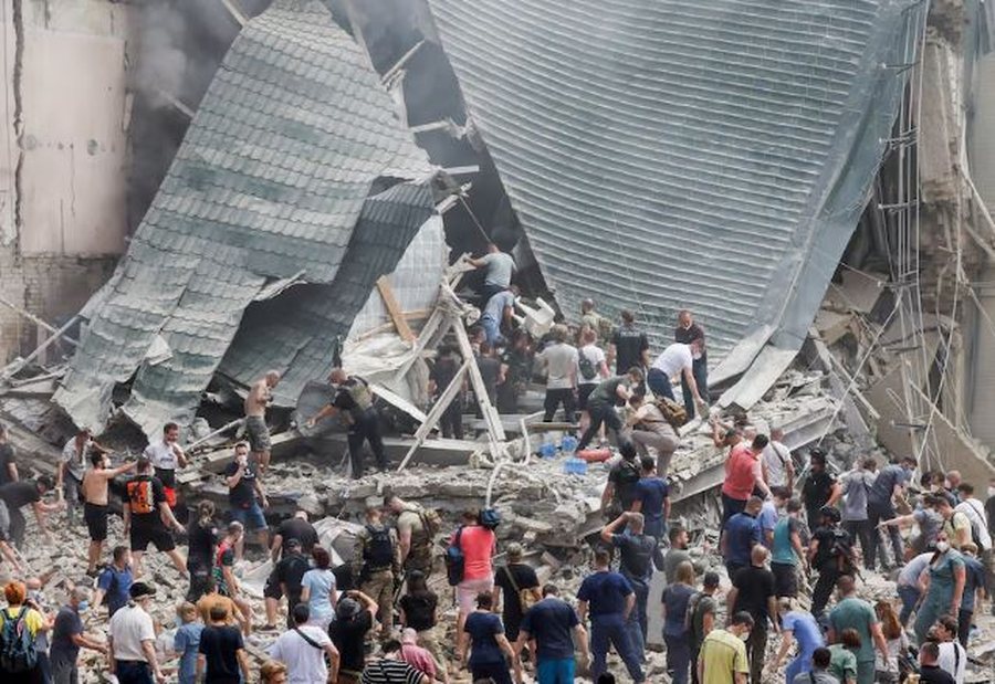 Sulm me BOMBË në Kolumbi, 17 të plagosur, mes tyre 3