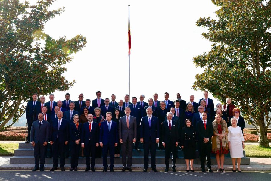 FOTO E DITËS: Shqipëria pret Kongresin Botëror të Ligjit