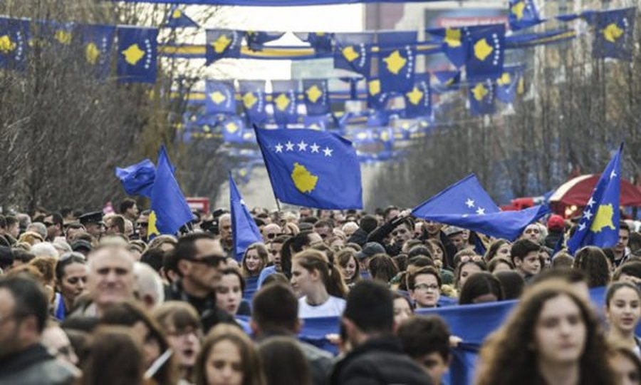 17 vjet shtet! Rama dhe Begaj urojnë Pavarësinë e Kosovës: