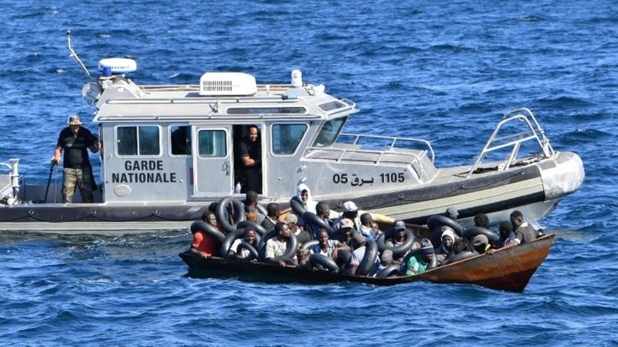 E RËNDË/ Mbytet anija me emigrantë në Lampedusa,