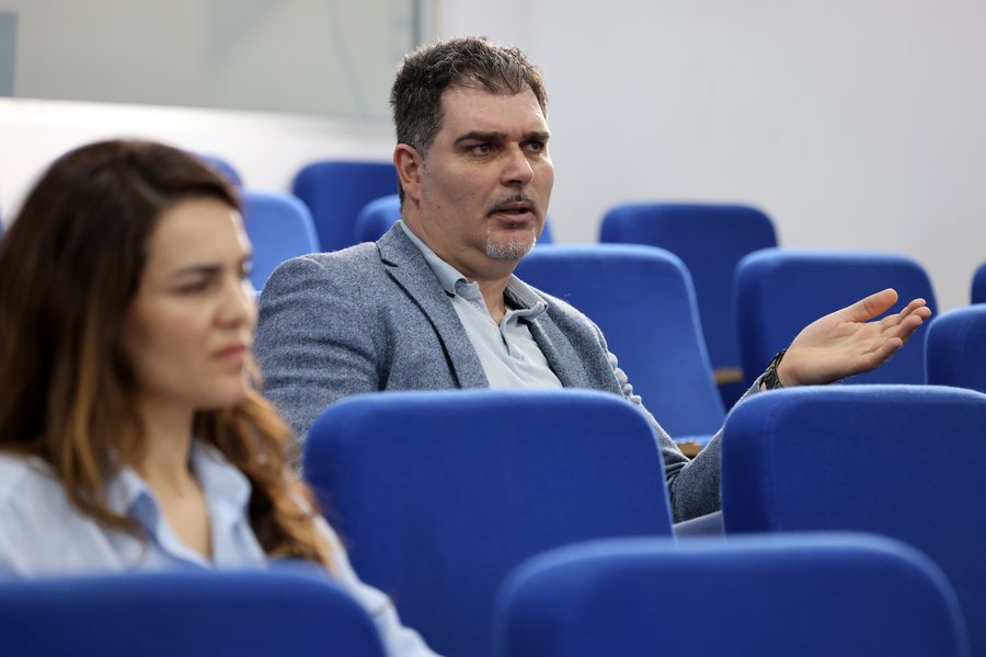 Projekti Visegrad/  Trajnim 2-ditor në UET për zhvillimin e
