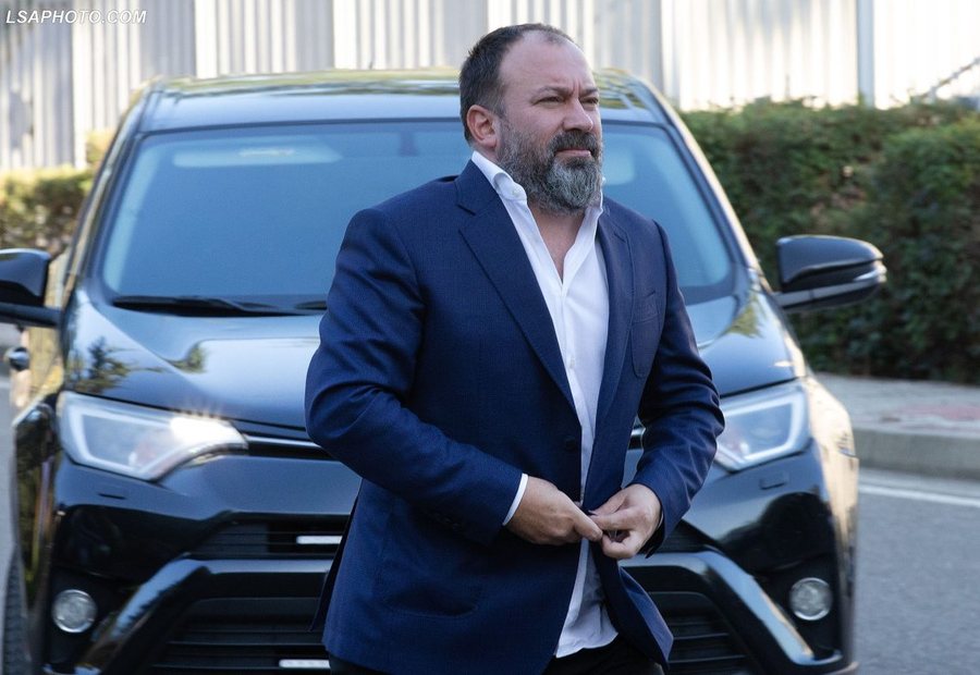 Arbjan Mazniku merret në pyetje nga Prokuroria e Tiranës, për