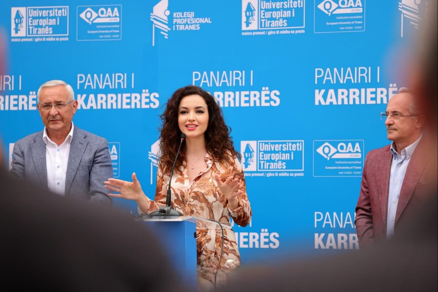 PANAIRI XV I KARRIERËS në UET/ Teknologjia nuk e vret punën, ajo