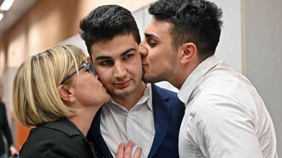 Vrau të atin për të mbrojtur nënën, Prokuroria