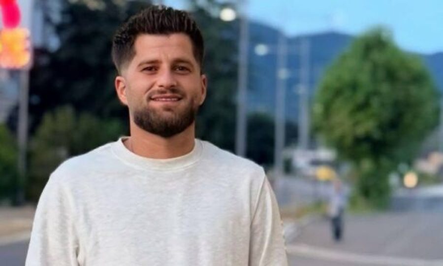 Kishte veshur bluzën me portretin e Arkanit, boksieri shqiptar GRUSHTON