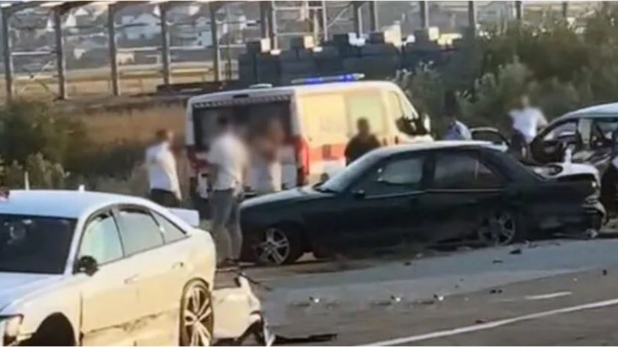 Aksident i RËNDË/ Një shqiptar i vdekur dhe 10 të plagosur