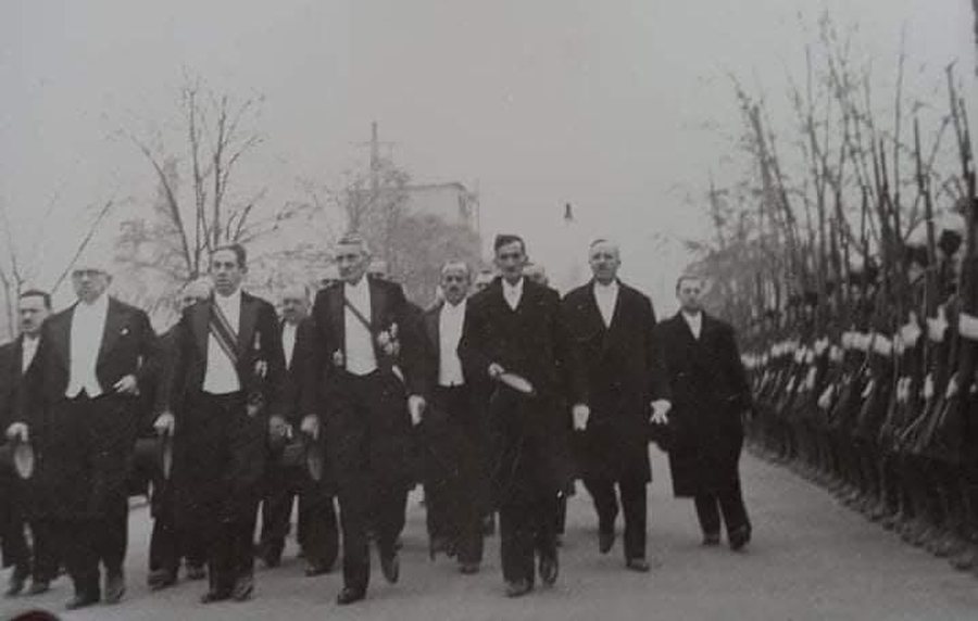 FOTO HISTORIKE/ Deputetët në ditën e parë të