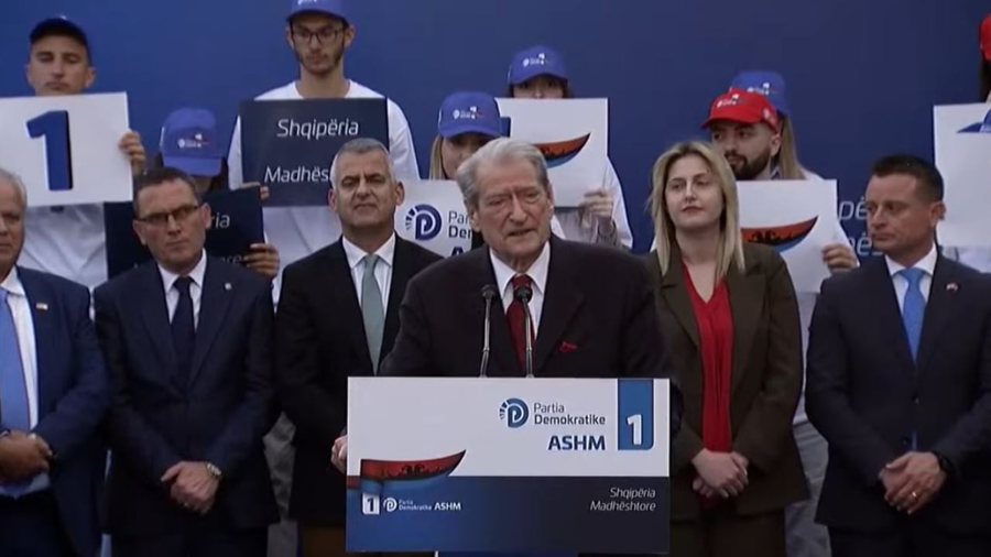 Berisha shpalos planin për arsimin nga Saranda: Do të hiqet mesatarja,