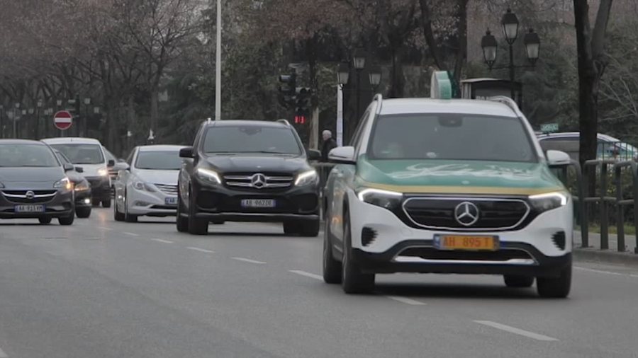 Tregu i sigurimit të automjeteve dhe rritja e çmimeve deri në