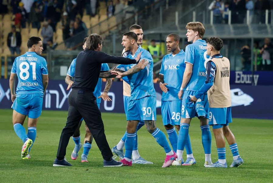 Zyrtare: Noa Lang transferohet te Napoli, dëshirë e trajnerit Conte