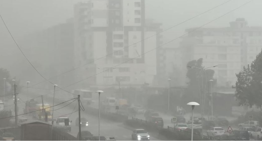 Stuhia e pazakontë përfshin Vlorën këtë pasdite, reshje
