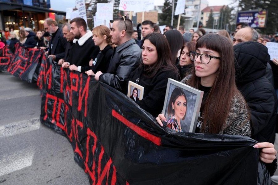 Qytetarët në Shkup protestë për 22-vjeçaren