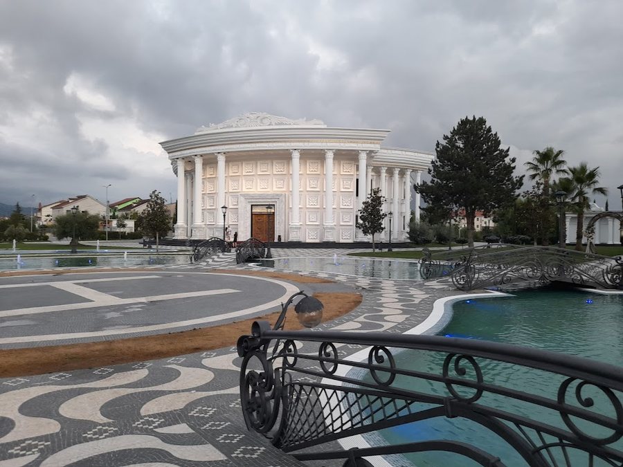 Paratë e drogës kthehen në resorte, goditet organizata e