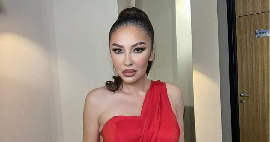 Rrëfimi i pazakontë i Adelina Ismajlit: Shqipëria më