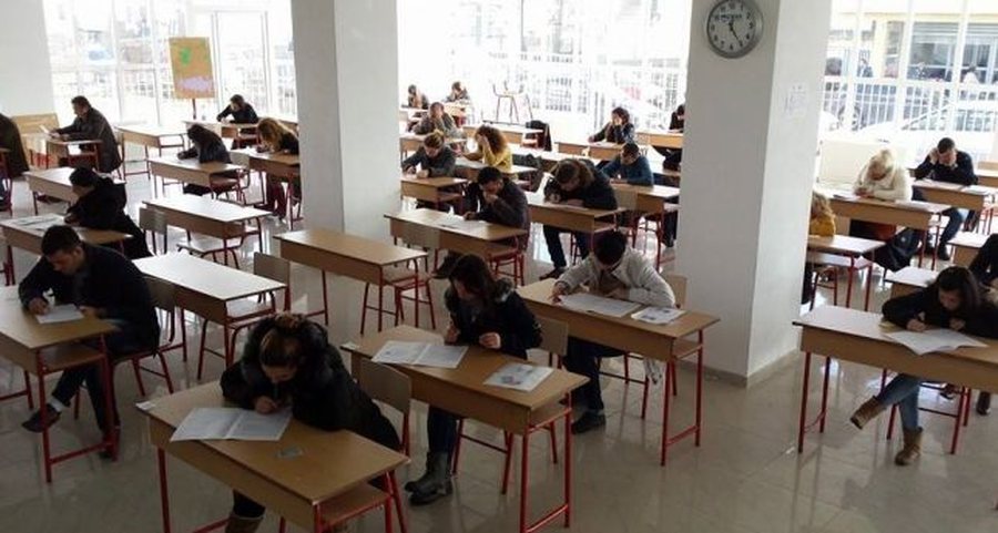 VËZHGIM/ Shqipëria pranë objektivit sasior të BE-së