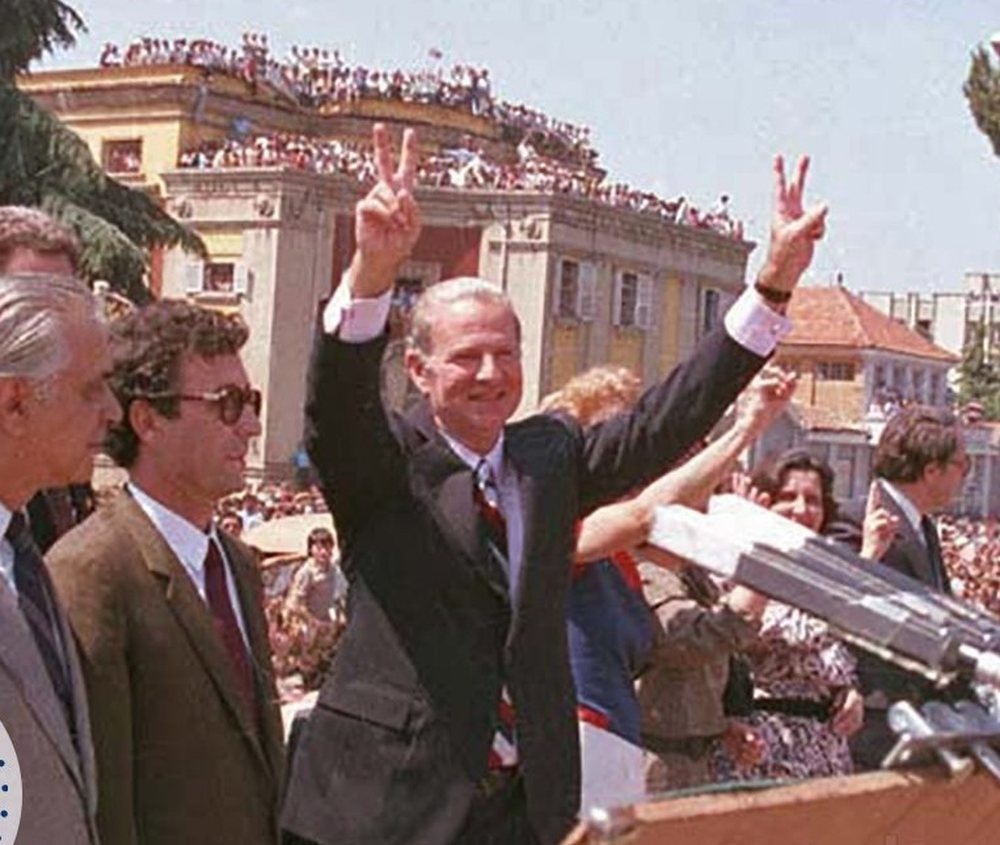 35 vite nga vizita historike e James Baker n&euml; Shqip&euml;ri!
