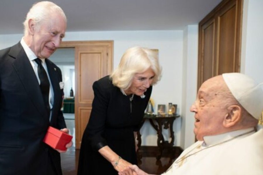 Liderët botërorë të pikëlluar për vdekjen e Papa