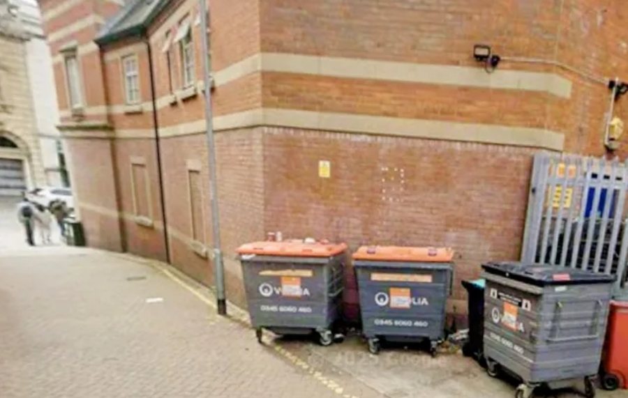 Tragjike në Angli, kamioni i mbeturinave shtyp për vdekje 30