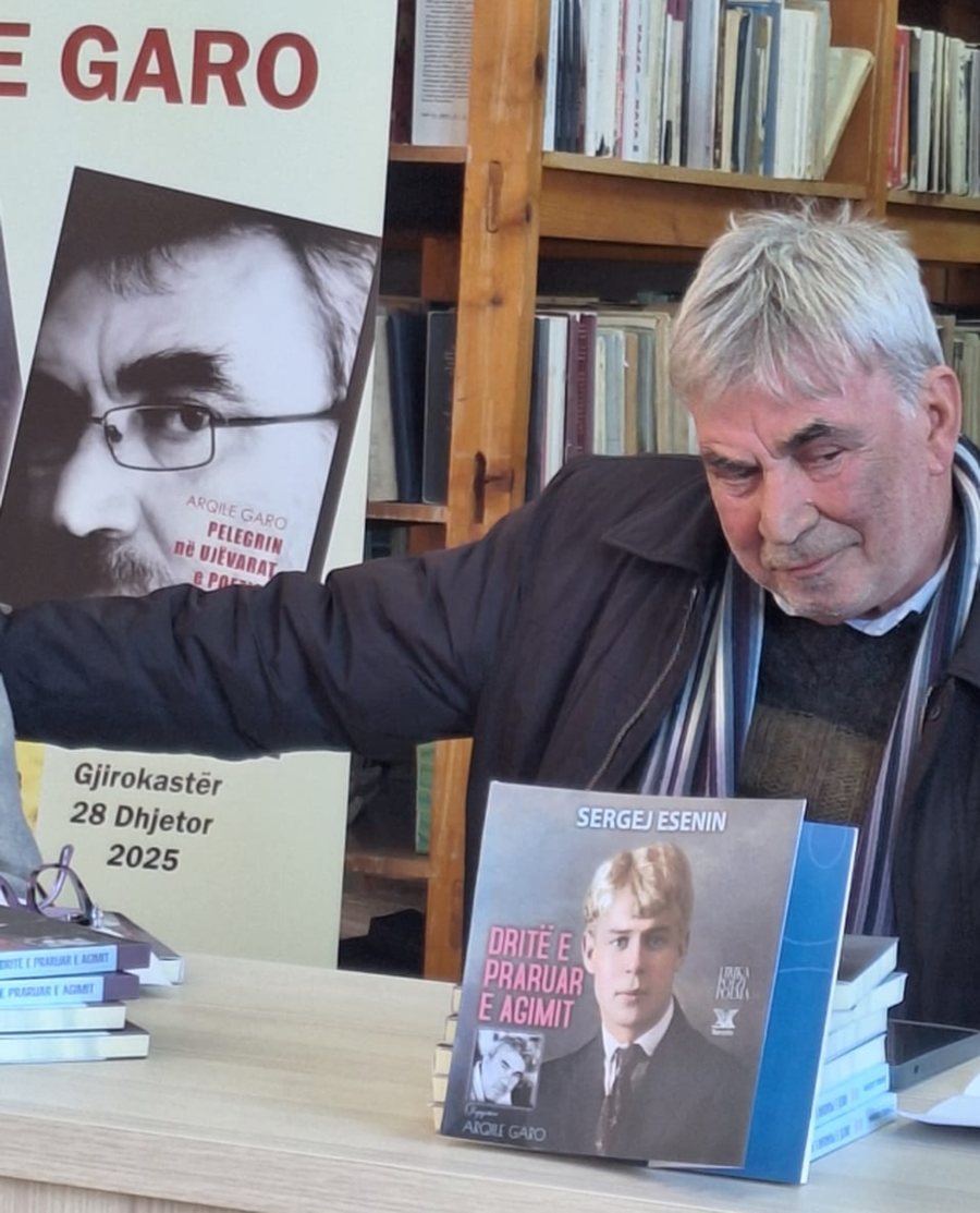 Në 100 vjetorin e vdekjes mitiku rus, Sergei Esenin rivjen në shqip