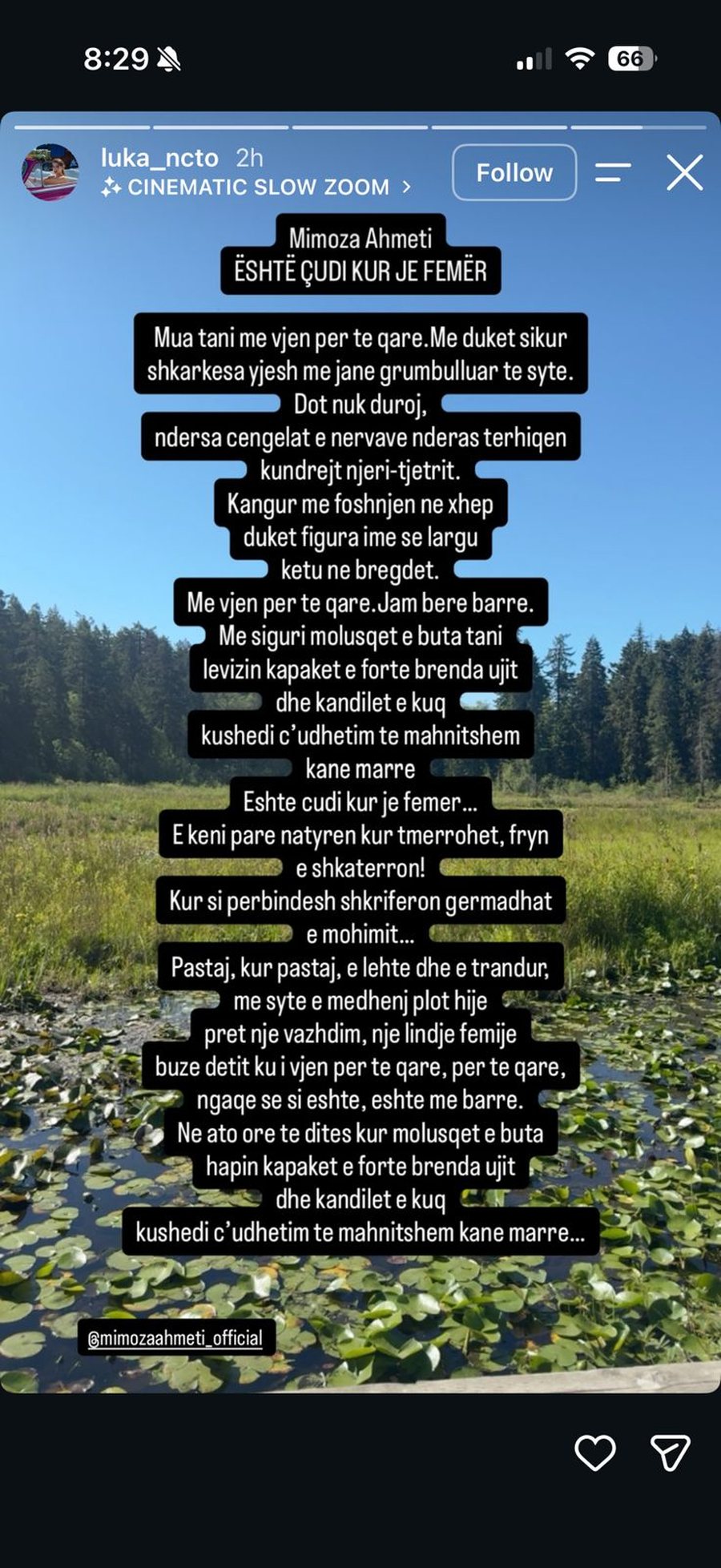 Vajza e Mimoza Ahmetit ndan foton e papublikuar më parë, poetja mban
