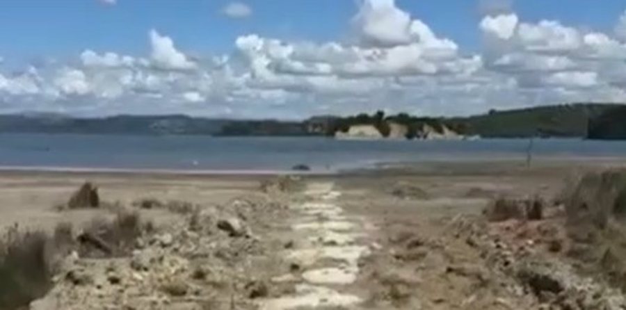 Hiqet rrethimi nga zona ku pritet t&euml; b&euml;het nd&euml;rtimi i resortit