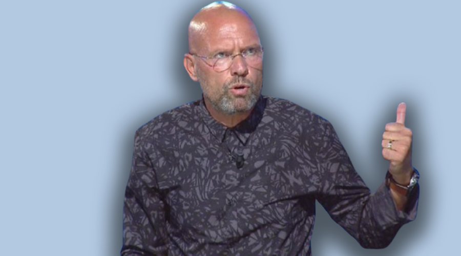 "Ik ore pi*dhuni, qelb&euml;sira", Ylli Manjani l&euml;shon