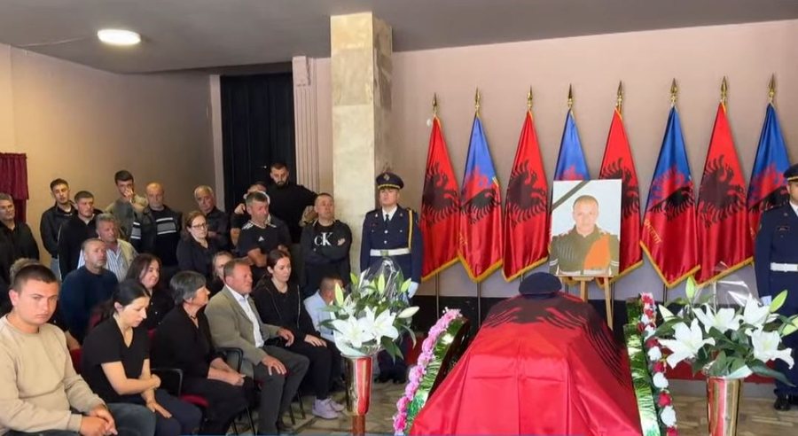 Nisin homazhet p&euml;r policin e vrar&euml; n&euml; krye t&euml; detyr&euml;s!