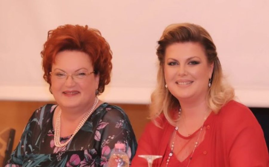 &ldquo;M&euml; iku nj&euml; mike, shoqe, n&euml;na e dyt&euml; e djalit