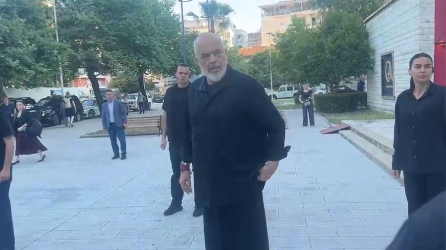 &ldquo;Un&euml; i gjunj&euml;zohem vet&euml;m Giorgia Melonit&rdquo; Edi Rama i