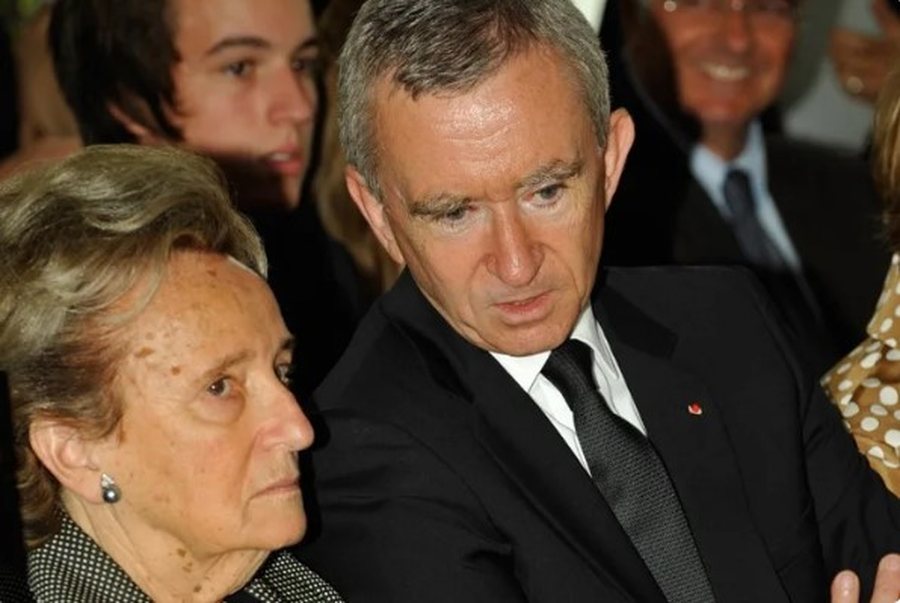 Franca n&euml; zi! Ndahet nga jeta gruaja e ish-Presidentit, Bernadette Chirac