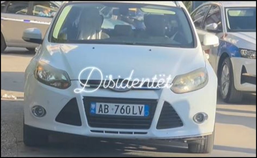 Atentat me arm&euml; zjarri n&euml; Vlor&euml;, i riu q&euml;llohet nga