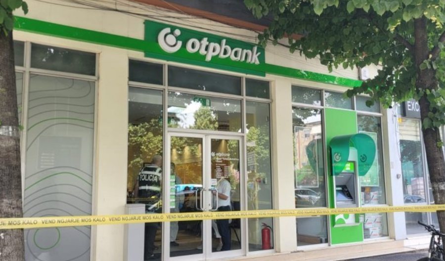 "Grabit&euml;si u shfaq n&euml; bank&euml; dy her&euml;", detaje nga