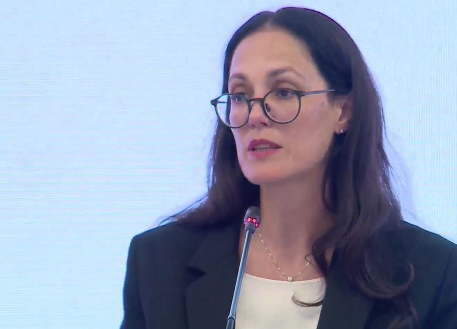 Konferenca Komb&euml;tare e Arsimit dhe Formimit Profesional, ministrja