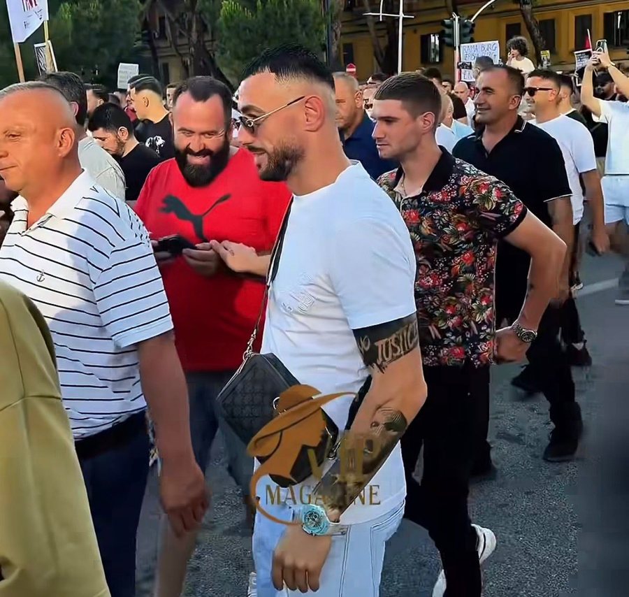 Berisha i besoi nj&euml; vend n&euml; Partin&euml; Demokratike, Stresi i