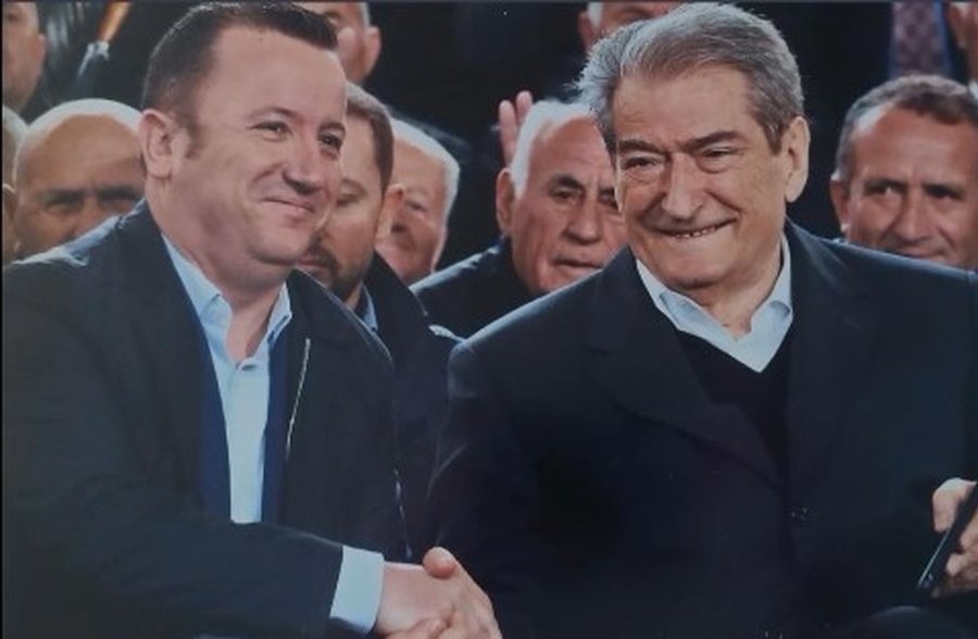 PRAPASKENAT/ Heqja e Non Grat&euml;s s&euml; Berish&euml;s, zyrtarja e