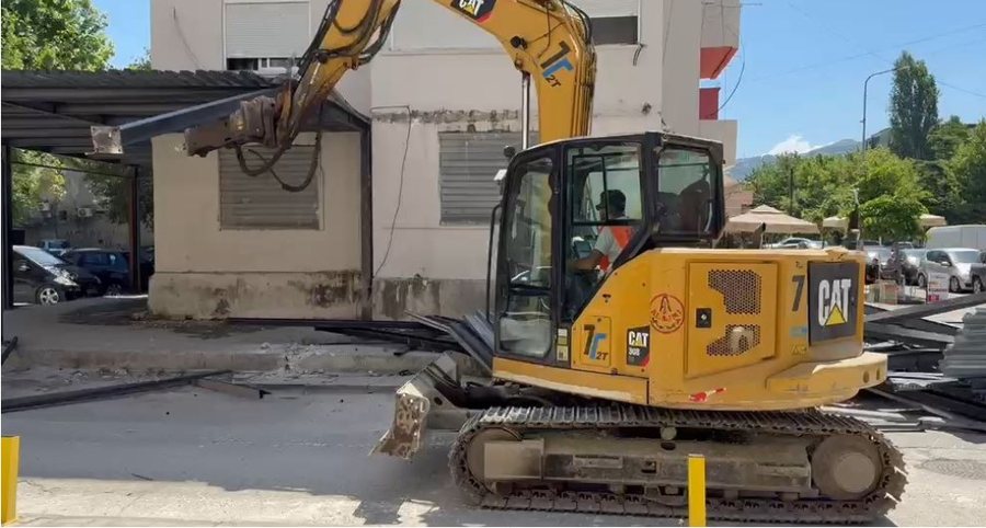 Lirimi i hap&euml;sirave publike n&euml; Vlor&euml;, IMT vijon aksionin p&euml;r