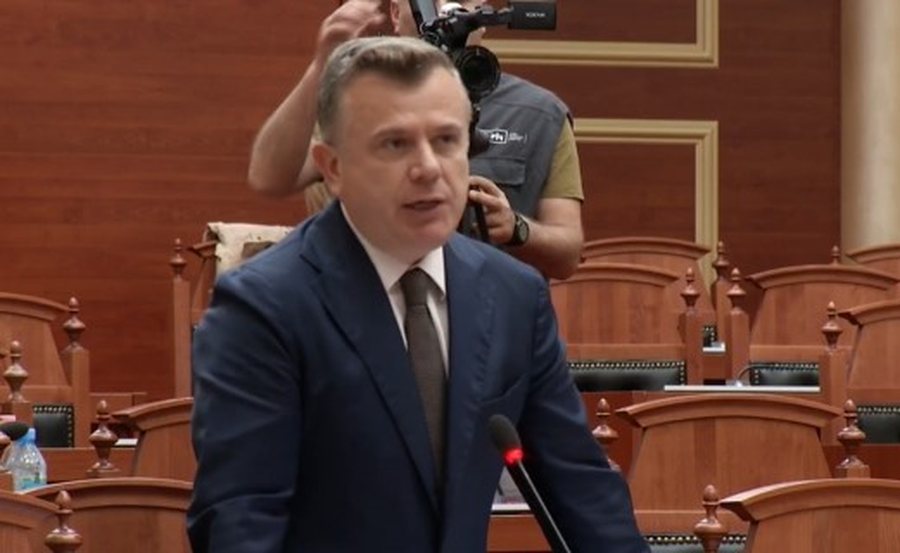 &ldquo;Do b&euml;rtasin &lsquo;Rama n&euml; burg, Berisha n&euml;