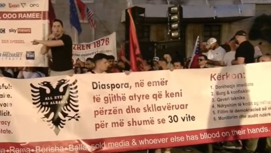 Iu bashkuan sot protest&euml;s, shqiptar&euml;t e diaspor&euml;s