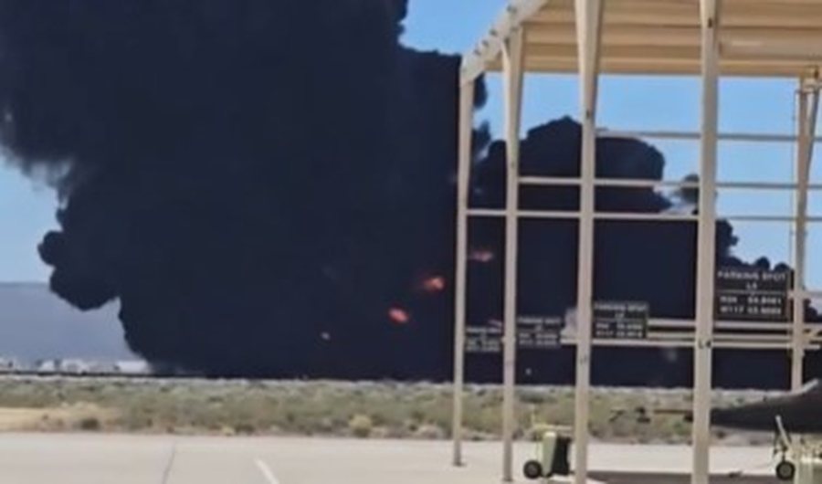 Rr&euml;zimi i &ldquo;gjigantit&rdquo; B-52 u mori jet&euml;n 8 personave, nis