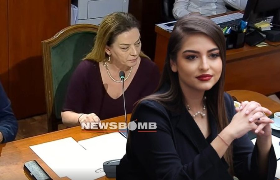 Marjana Ko&ccedil;eku pretendon se &euml;sht&euml; k&euml;rc&euml;nuar nga