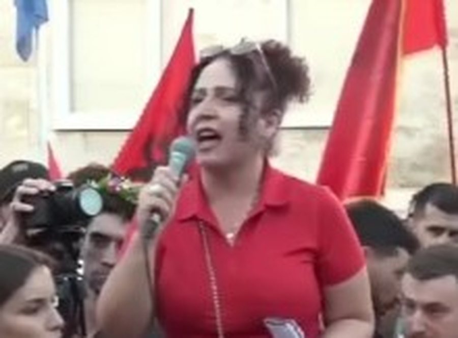 Fill me nisjen e protest&euml;s Rama publikon FOTOT: Shkel&euml;sja e ligjit,