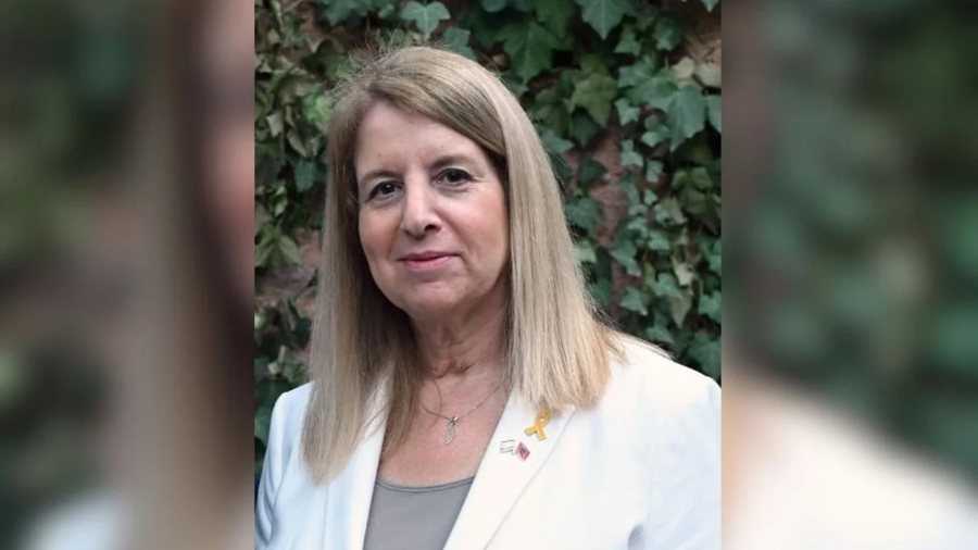 Protestuesit hoq&euml;n flamurin dhe e gris&euml;n, reagon ambasadorja izraelite