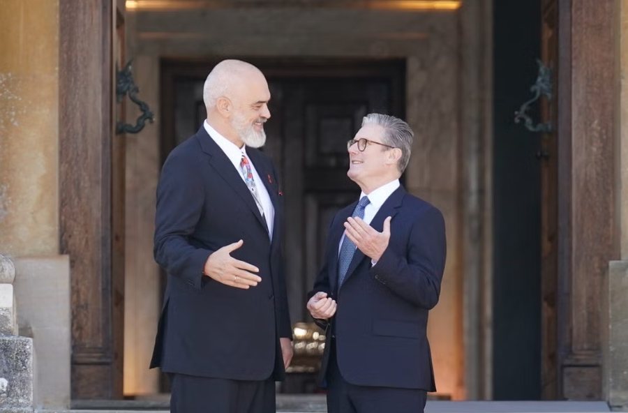 Kreu i Laburist&euml;ve dha dor&euml;heqjen se humbi besimin e partis&euml;,