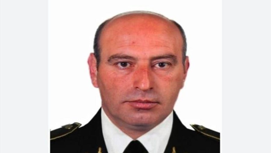 Ushtarak q&euml; n&euml; 1986-&euml;n, Simon Zerecit i besohet drejtimi i