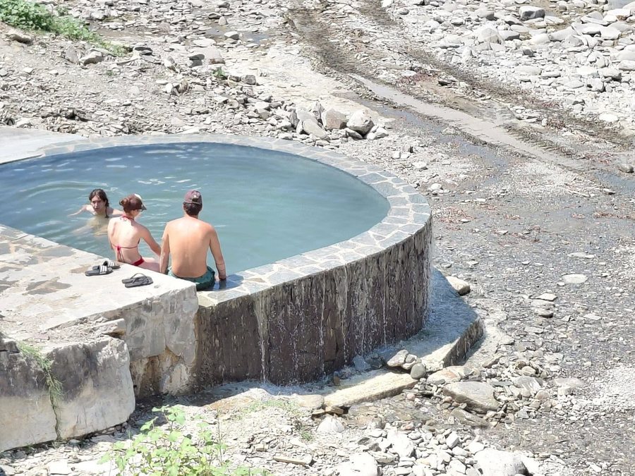 Fotot e Banjave t&euml; B&euml;nj&euml;s &ldquo;thyen&euml;&rdquo; rrjetin, vjen